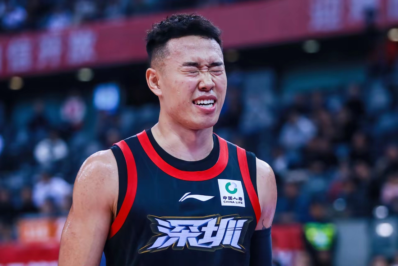包含CBA季后赛集结日再迎强敌，深圳男篮主帅复盘，主帅态度：球迷炸锅，控场能力受关注的词条-南宫体育互动